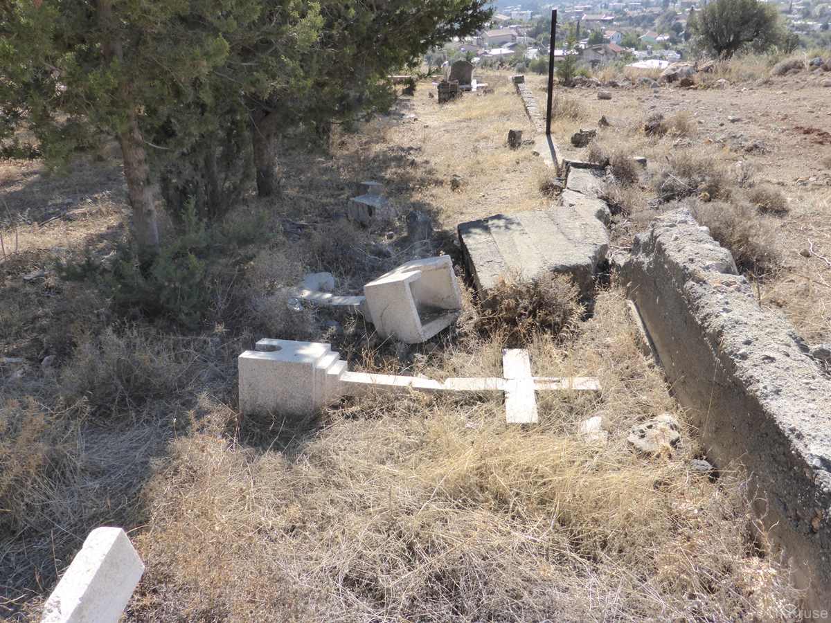 Ελληνορθόδοξο Κοιμητήριο Σιχαρί