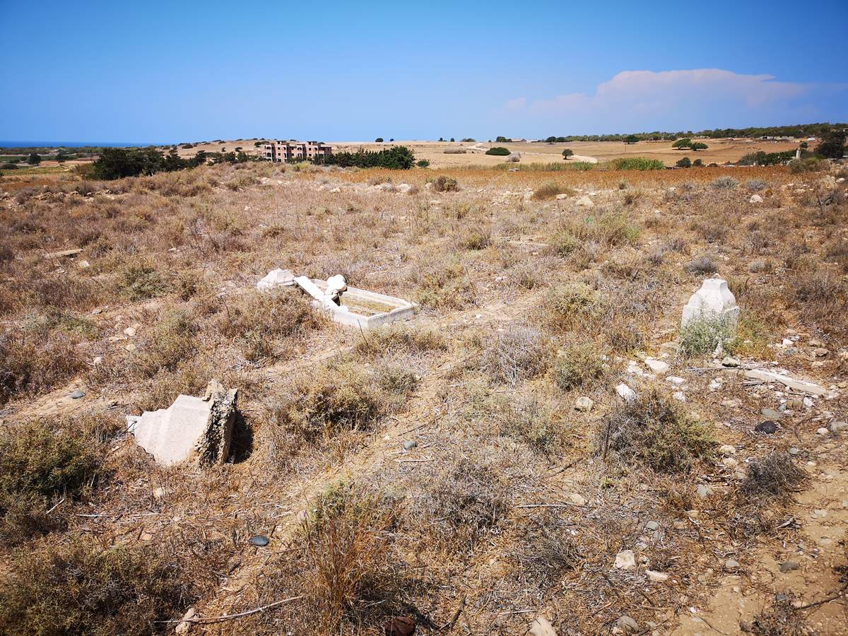 Ελληνορθόδοξο Κοιμητήριο Αγίας Ειρήνης