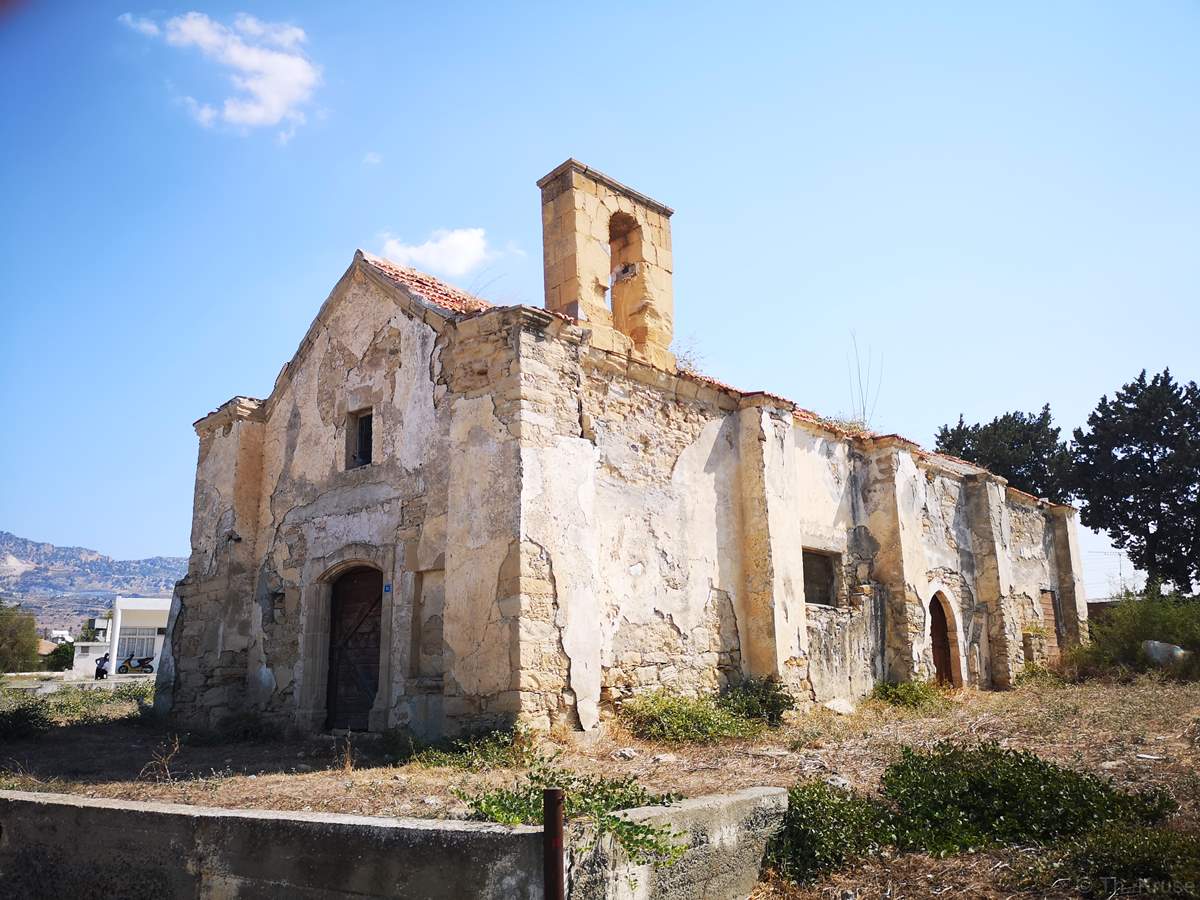 Παλιά ενοριακή εκκλησία Αγίου Ερμολάου