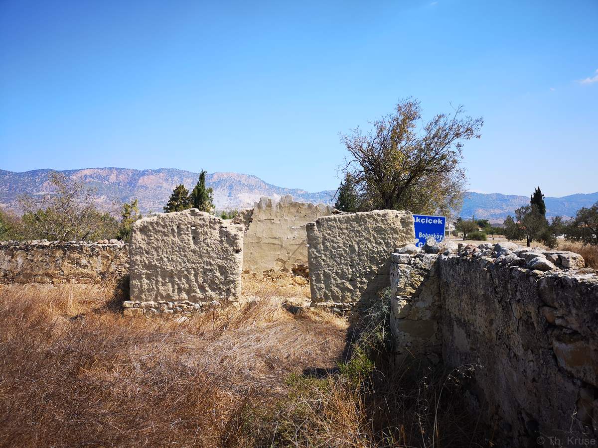 Ελληνορθόδοξο Κοιμητήριο Αγίου Ερμολάου