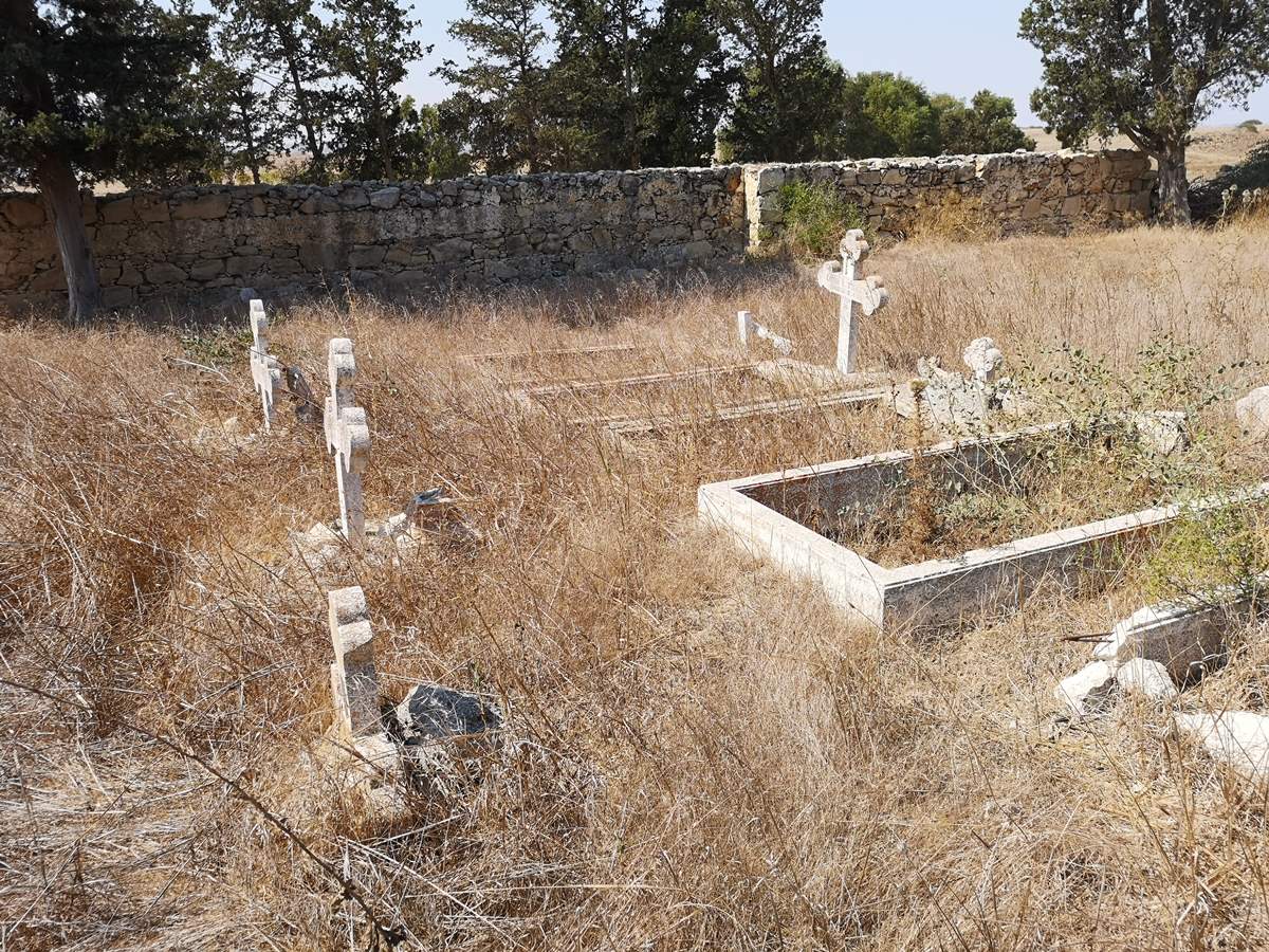 Ελληνορθόδοξο Κοιμητήριο Αγίου Ερμολάου