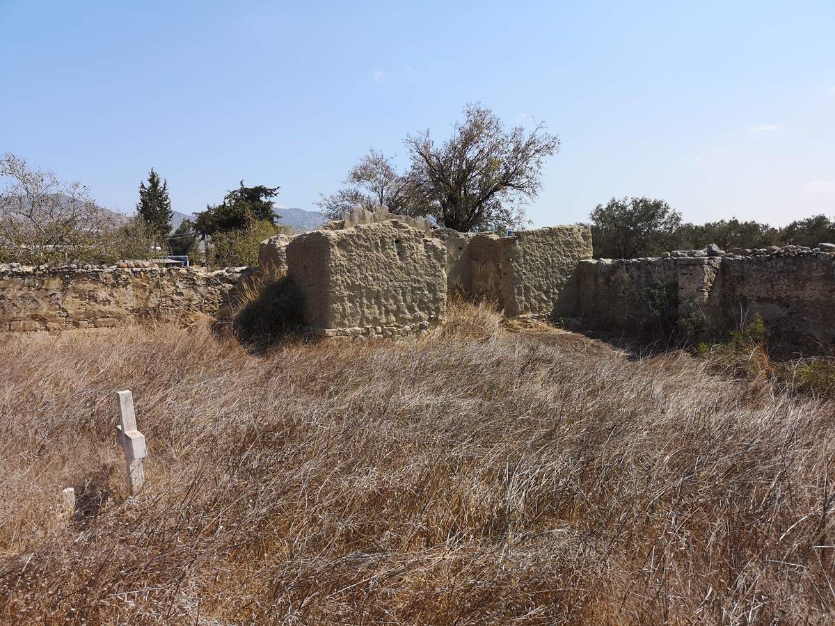 Ελληνορθόδοξο Κοιμητήριο Αγίου Ερμολάου