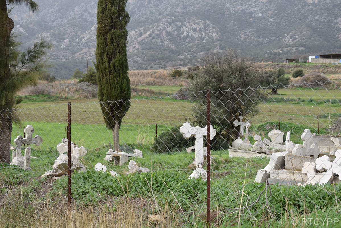 Ελληνορθόδοξο Κοιημητήριο Τρυπημένης