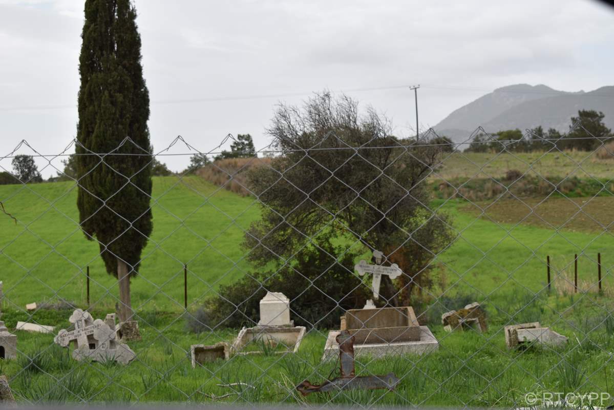 Ελληνορθόδοξο Κοιημητήριο Τρυπημένης
