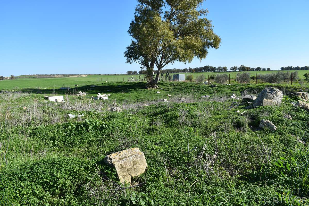 Ελληνορθόδοξο Κοιημητήριο Στρογγυλού