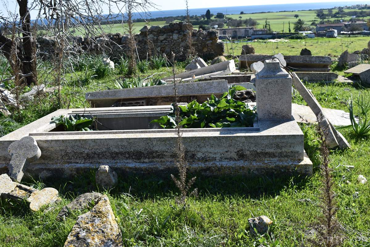 Ελληνορθόδοξο Κοιημητήριο Κώμας του Γιαλού