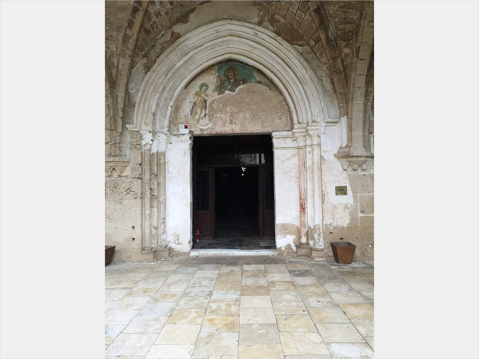 Εκκλησία Παναγίας Ασπροφορούσας