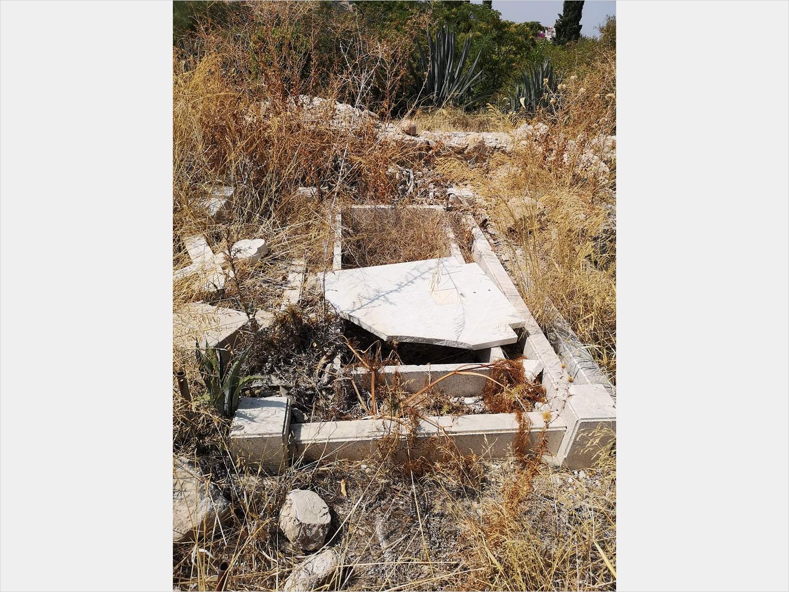Ελληνορθόδοξο Κοιμητήριο Bellapais