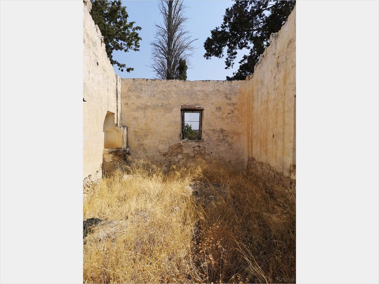 Ελληνορθόδοξο Κοιμητήριο Bellapais