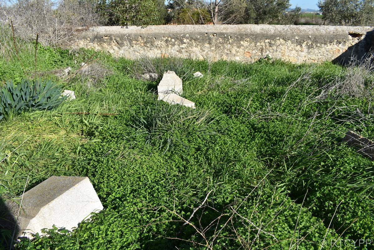 Ελληνορθόδοξο Κοιημητήριο Αρναδίου