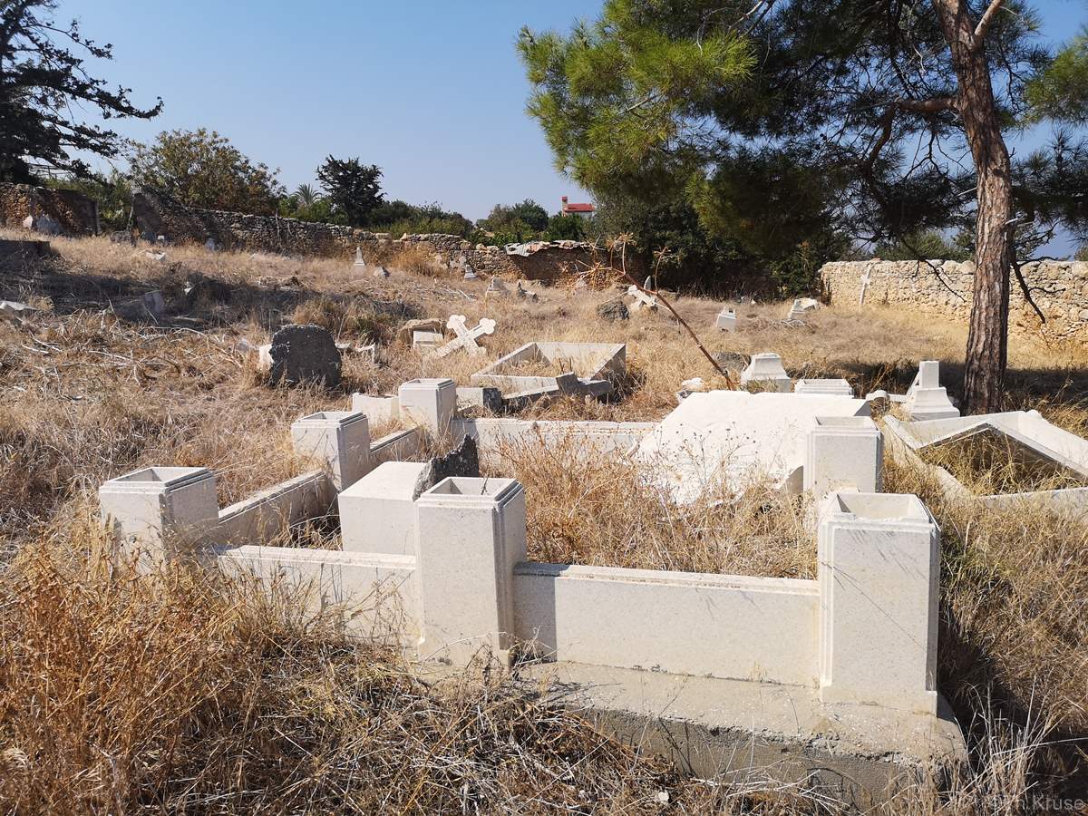 Ελληνορθόδοξο Κοιμητήριο Αγίου Αμβροσίου