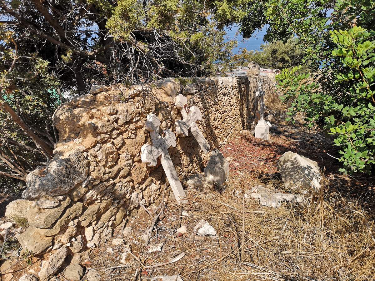 Ελληνορθόδοξο Κοιμητήριο Αγίου Αμβροσίου