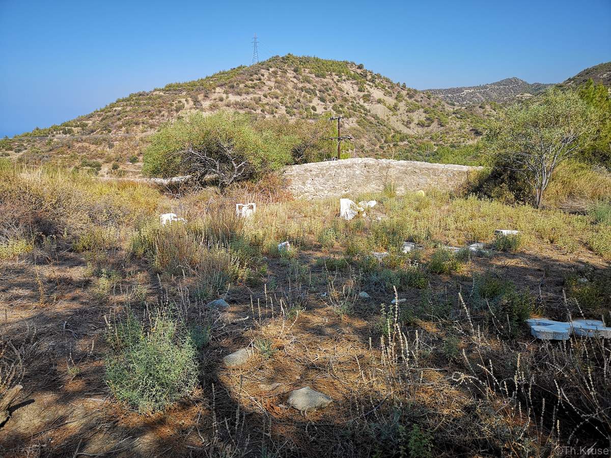 Ελληνορθόδοξο Κοιμητήrio Ftericha