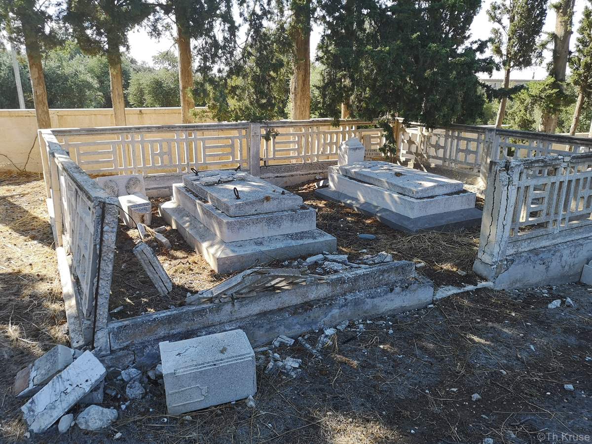 Ελληνορθόδοξο Κοιμητήριο Καραβά