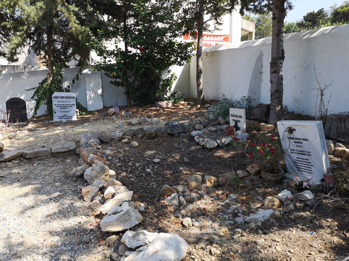 Ελληνορθόδοξο Κοιημητήριο Κάρμι