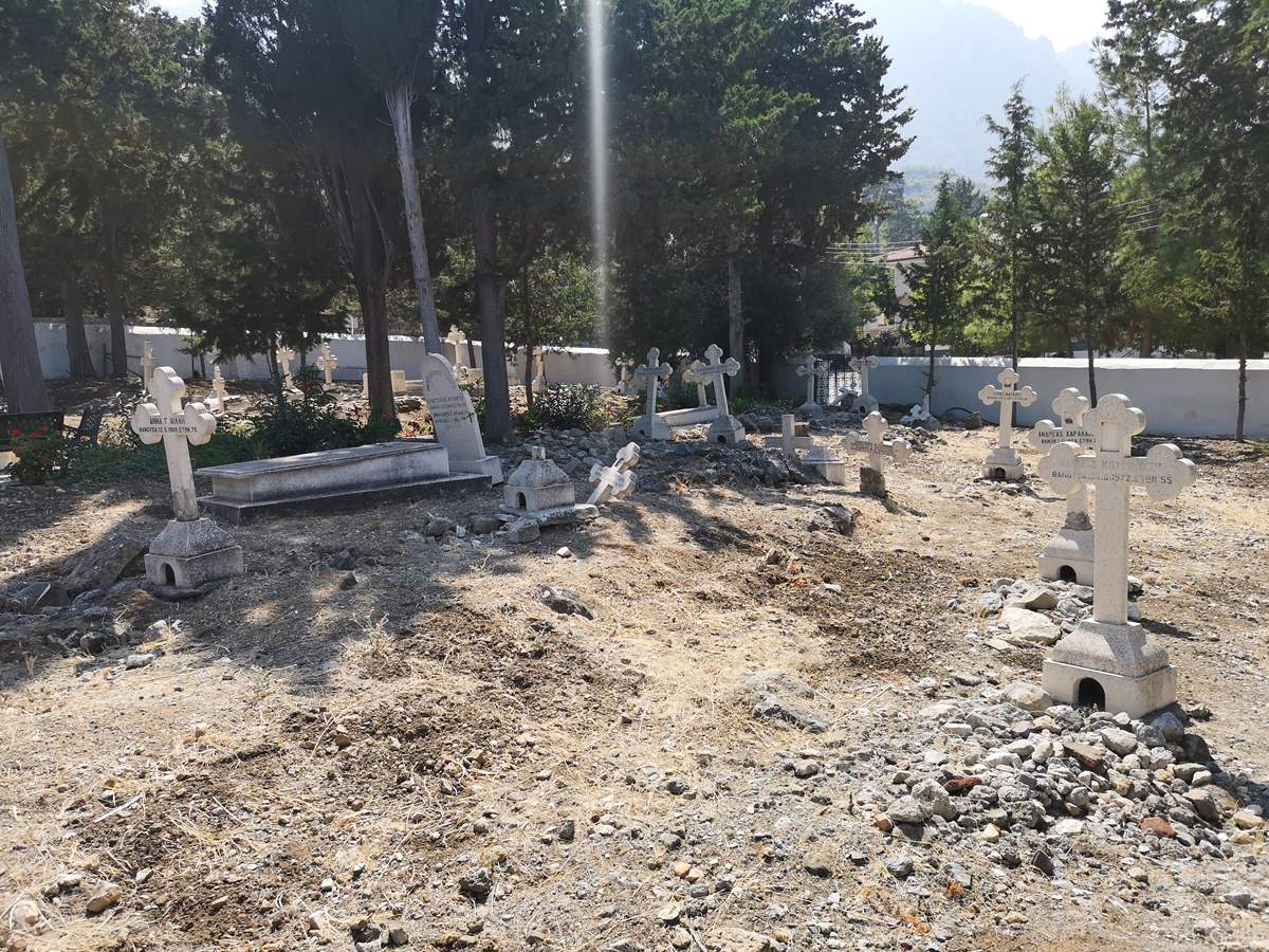 Ελληνορθόδοξο Κοιημητήριο Κάρμι