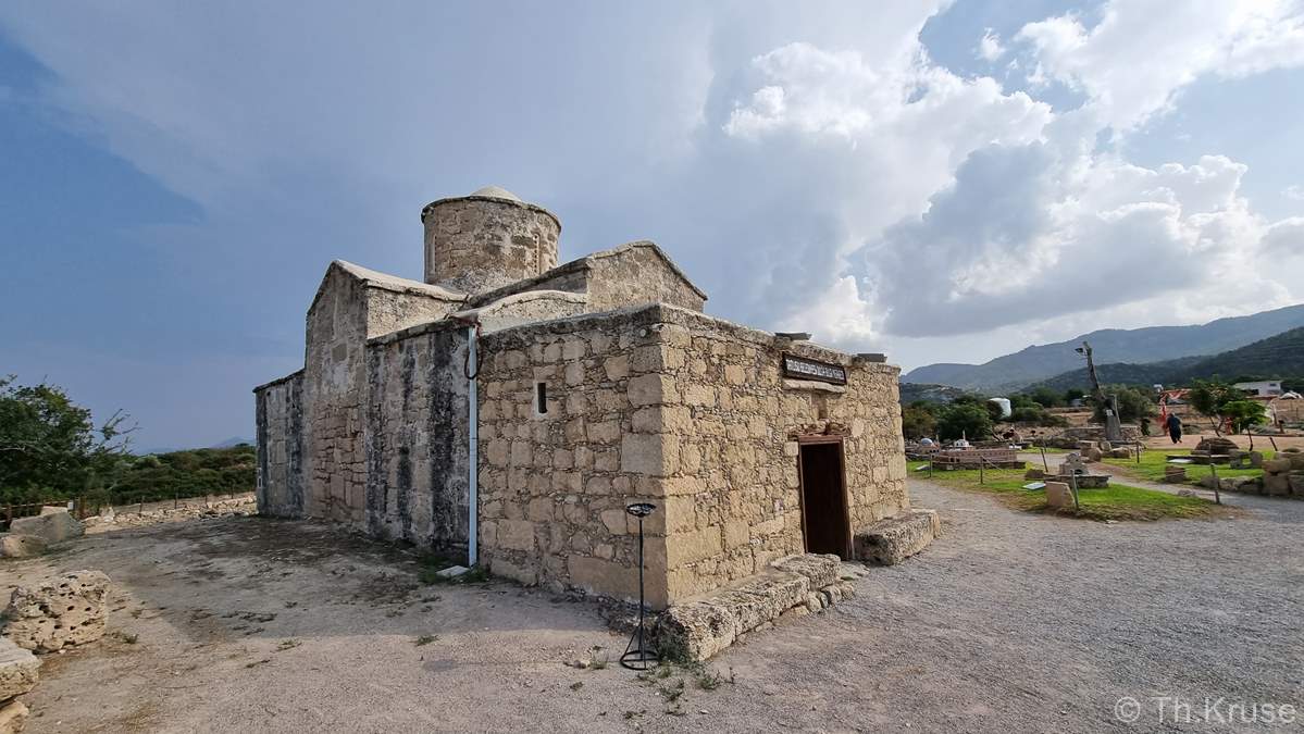 Παρεκκλήσι Παναγίας Περγαμιώτισσας Ακανθού