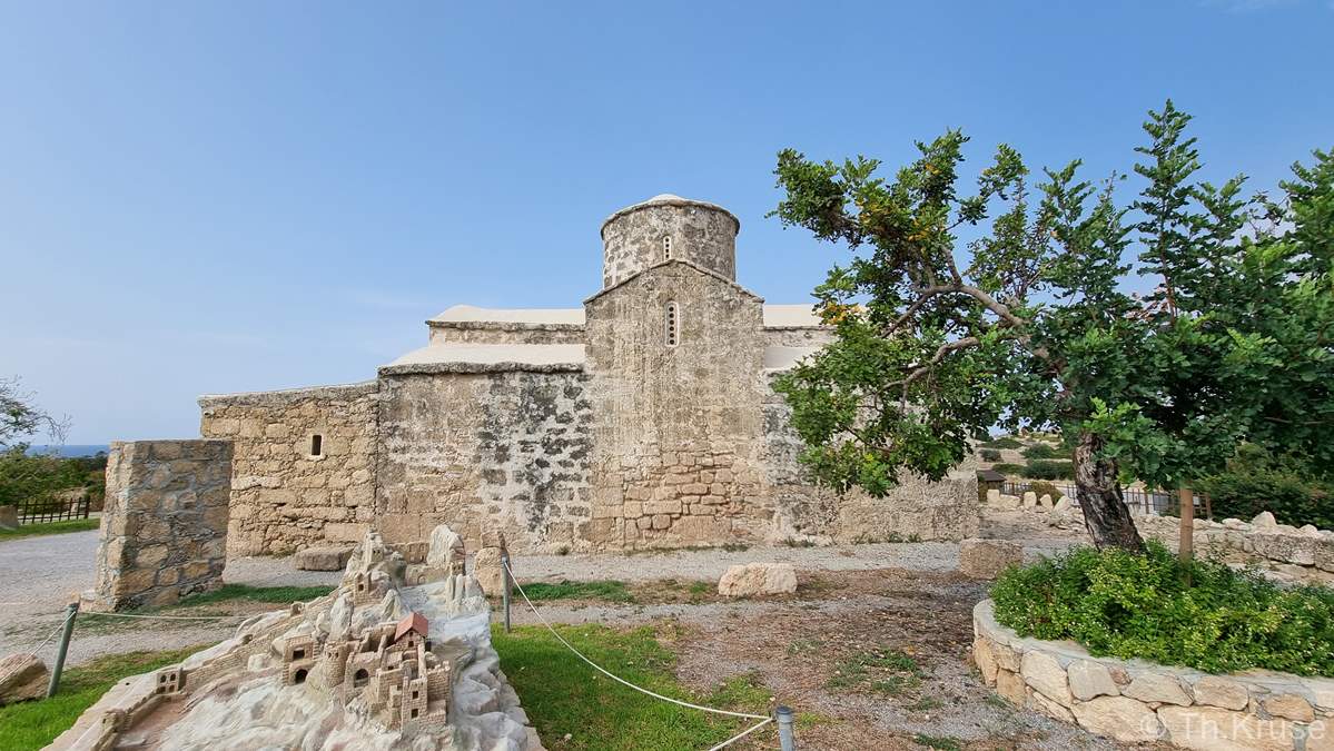 Παρεκκλήσι Παναγίας Περγαμιώτισσας Ακανθού
