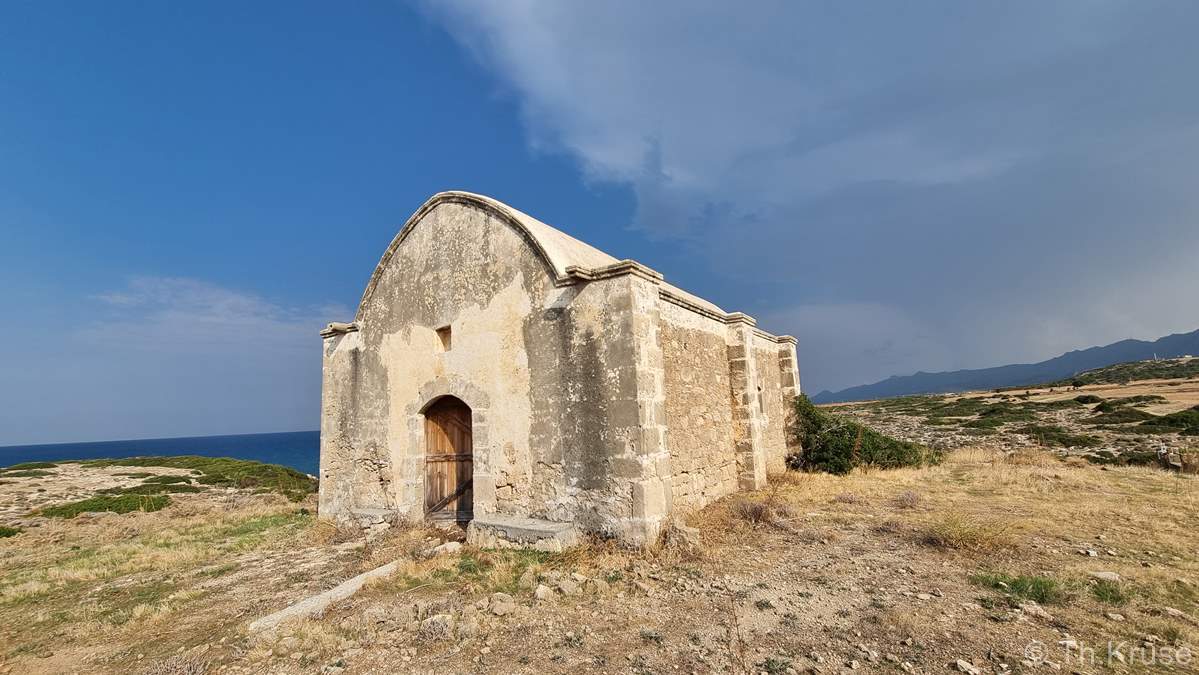 Παρεκκλήσι Αγίου Μικάλλου Ακανθού