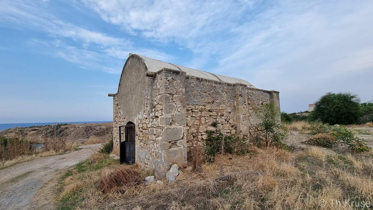 Παρεκκλήσι Αρχαγγέλου Ακανθού