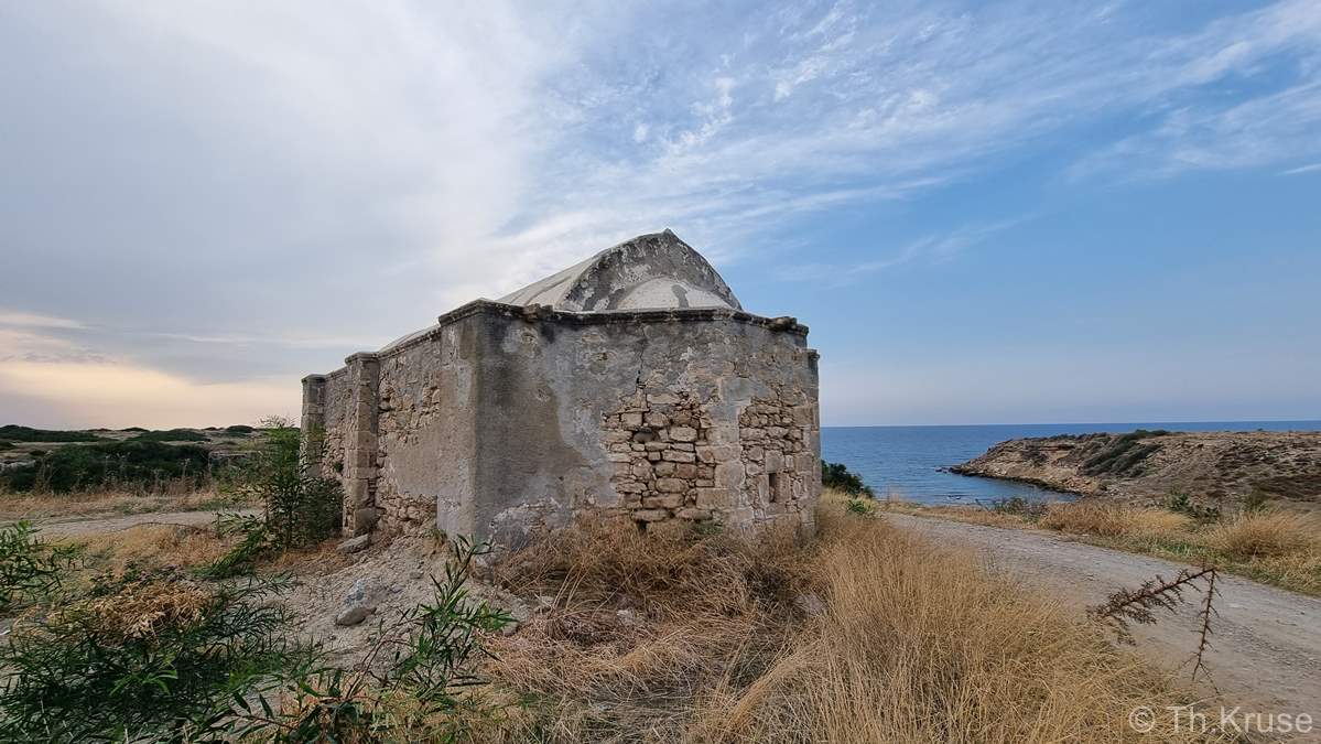 Παρεκκλήσι Αρχαγγέλου Ακανθού