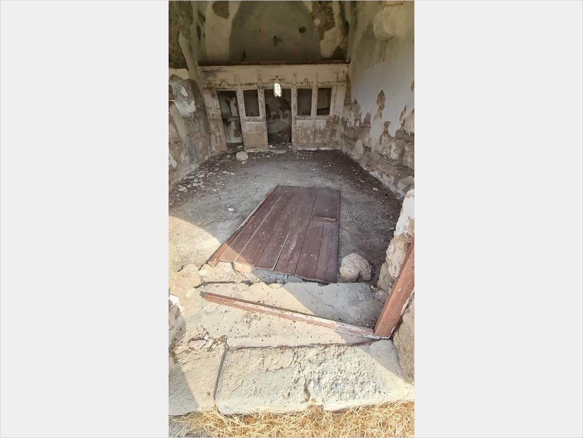 Παρεκκλήσι Αγίου Χαραλάμπους Ακανθού