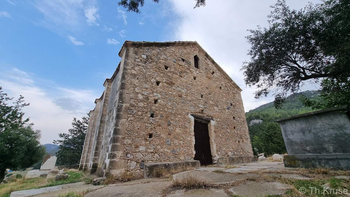 Παρεκκλήσι κοιμητηρίου Αγίας Βαρβάρας Ακανθού
