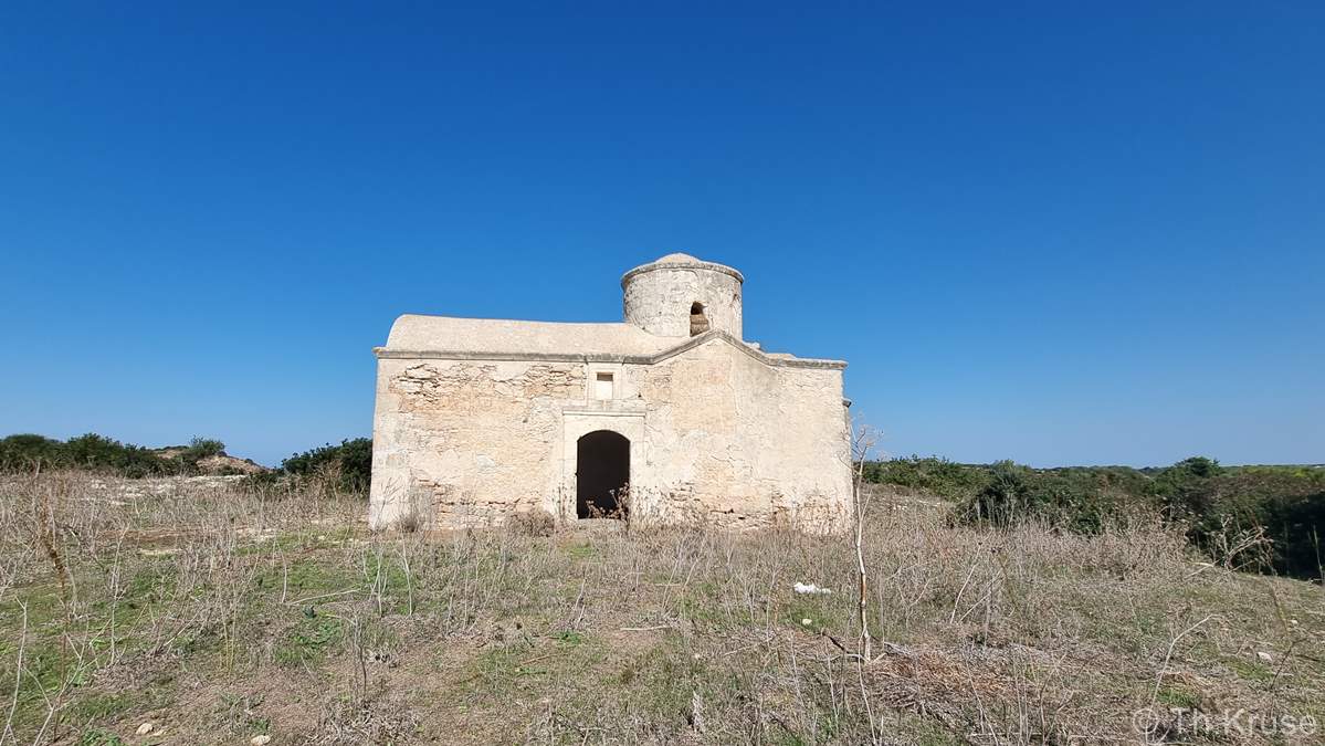 Παρεκκλήσι Αρχαγγέλου Μιχαήλ (Άγιος Γεώργιος) στο Δάσος Κοιλάνεμου
