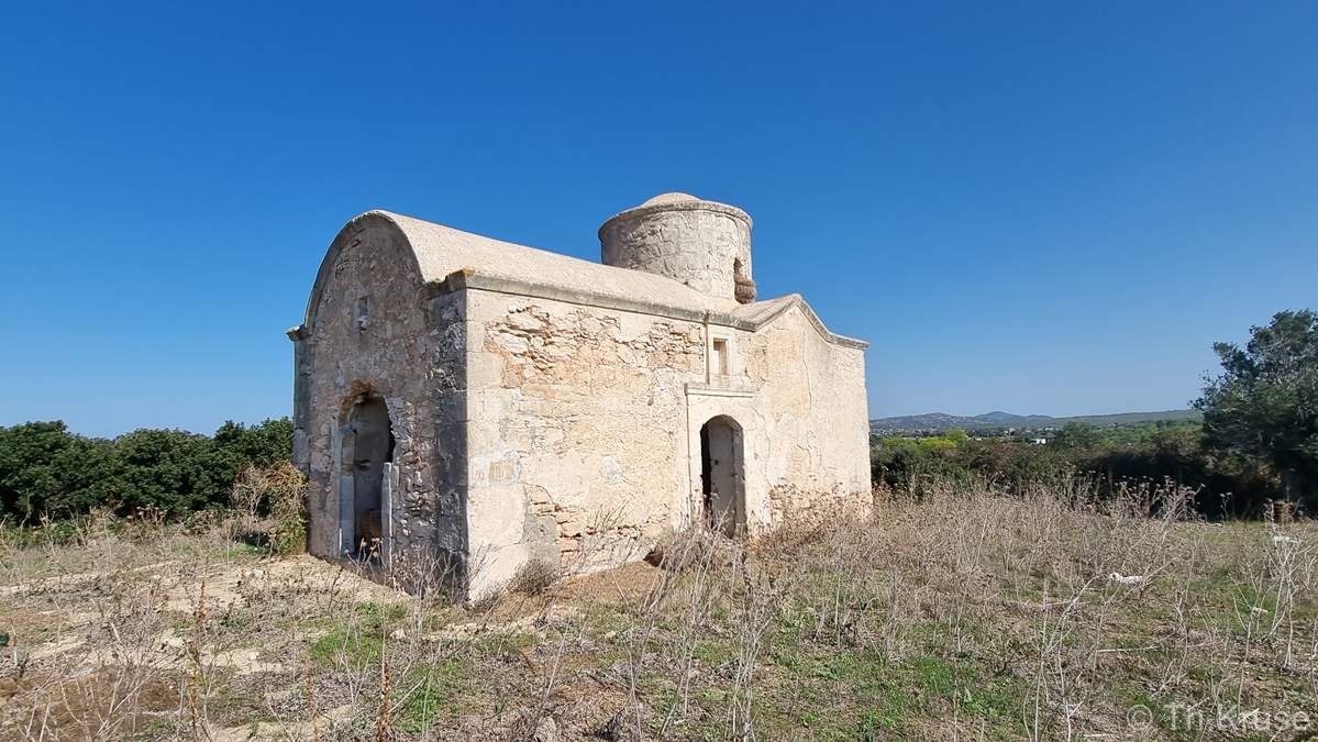 Παρεκκλήσι Αρχαγγέλου Μιχαήλ (Άγιος Γεώργιος) στο Δάσος Κοιλάνεμου