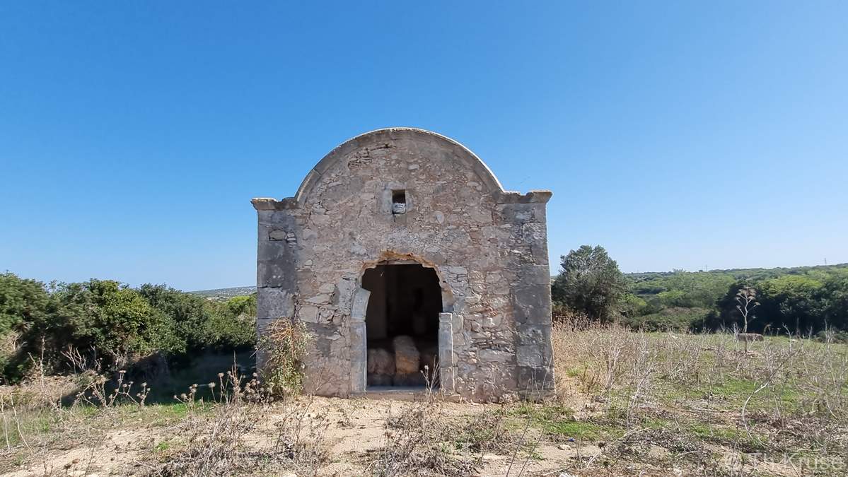 Παρεκκλήσι Αρχαγγέλου Μιχαήλ (Άγιος Γεώργιος) στο Δάσος Κοιλάνεμου