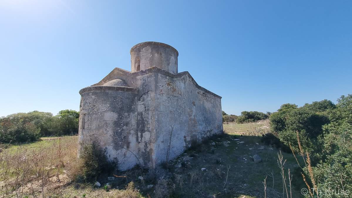 Παρεκκλήσι Αρχαγγέλου Μιχαήλ (Άγιος Γεώργιος) στο Δάσος Κοιλάνεμου