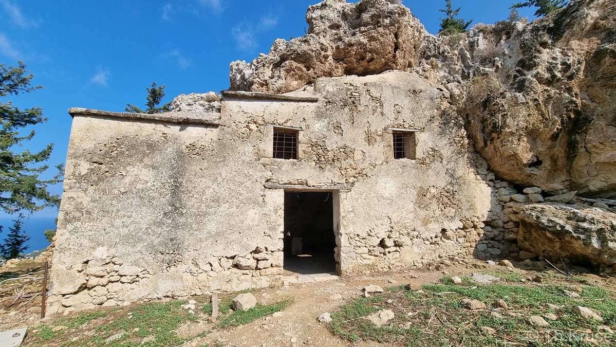 Παρεκκλήσι Αγίου Γεωργίου Σπηλιώτη Λαπήθου