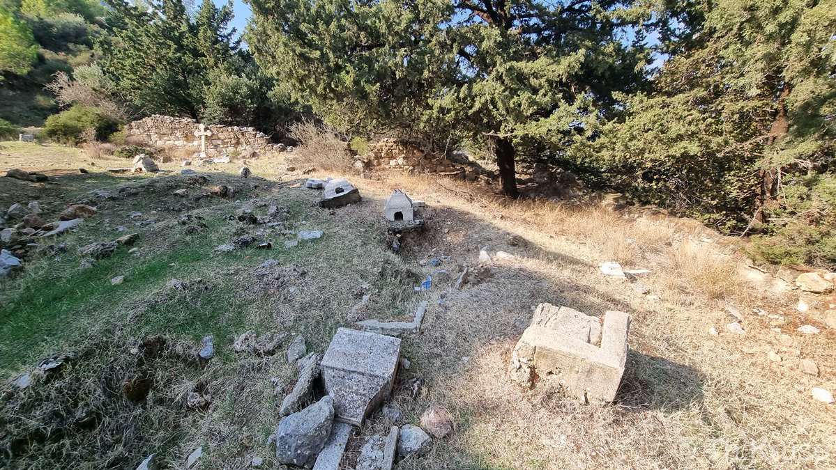 Κοιμητήριο Αρχαγγέλου Λαπήθου