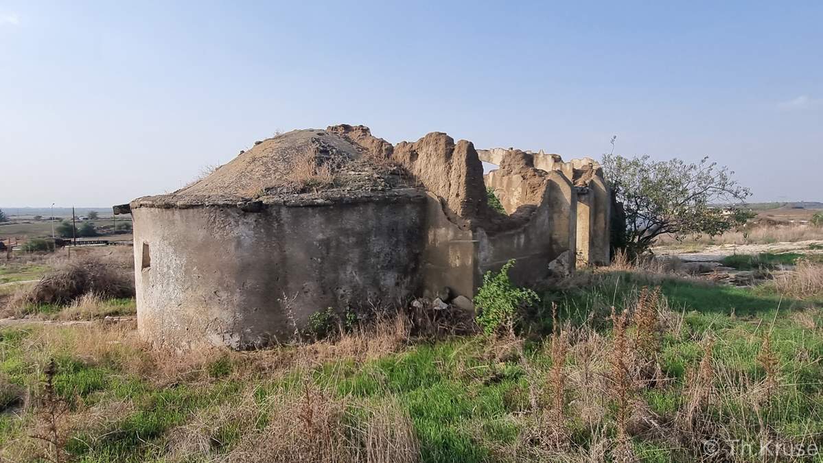 Εκκλησία κοιμητηρίου Αρχαγγέλου
