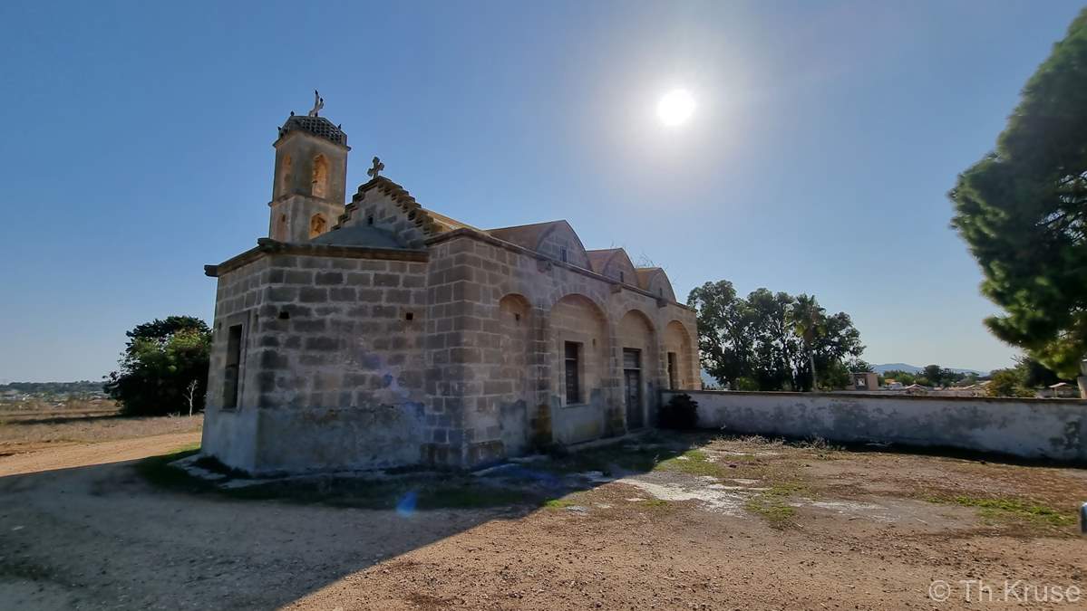 Εκκλησία κοιμητηρίου Παναγίας