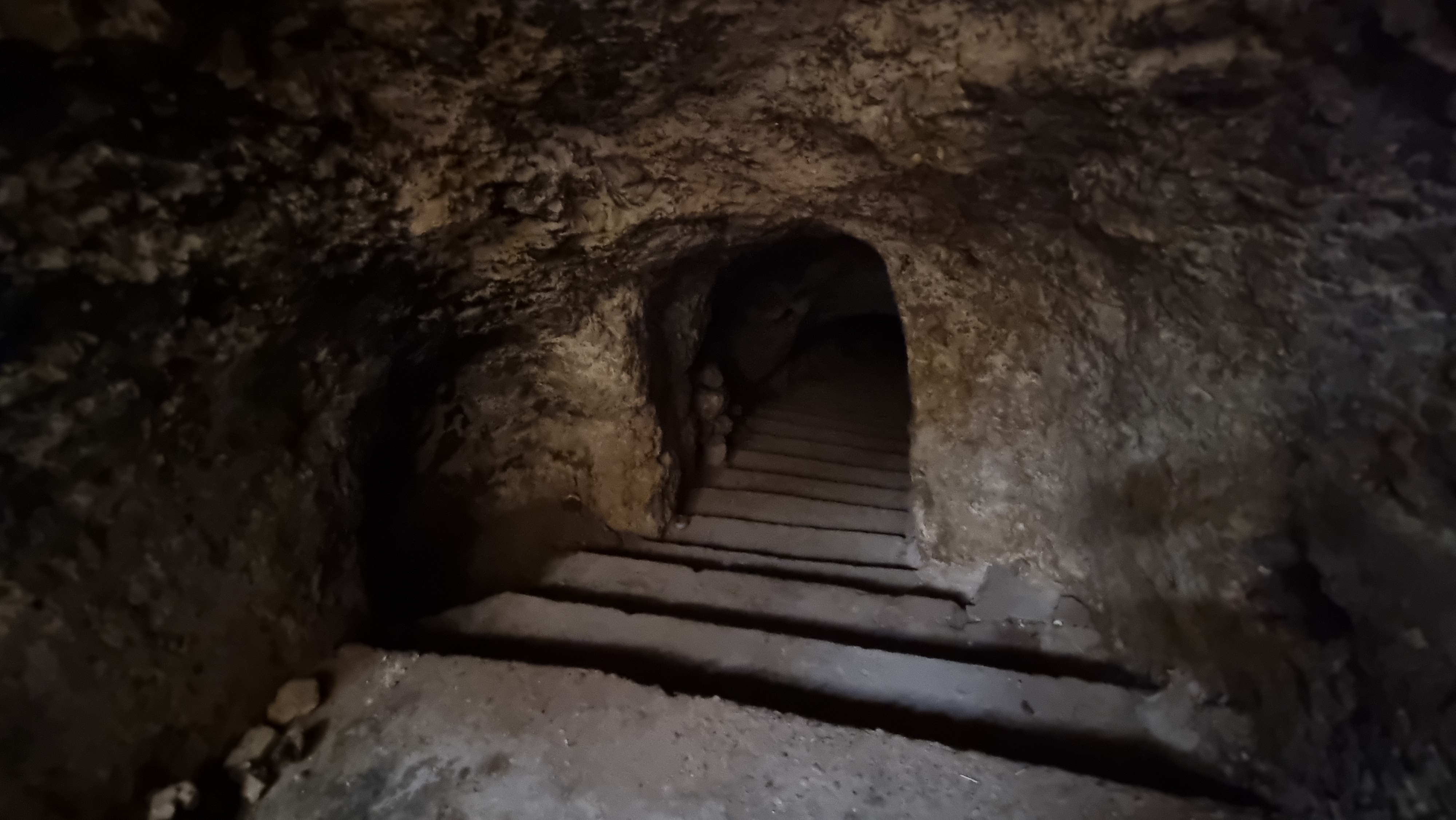 Εκκλησία Αγίας Φωτεινής (Σπήλαιο)