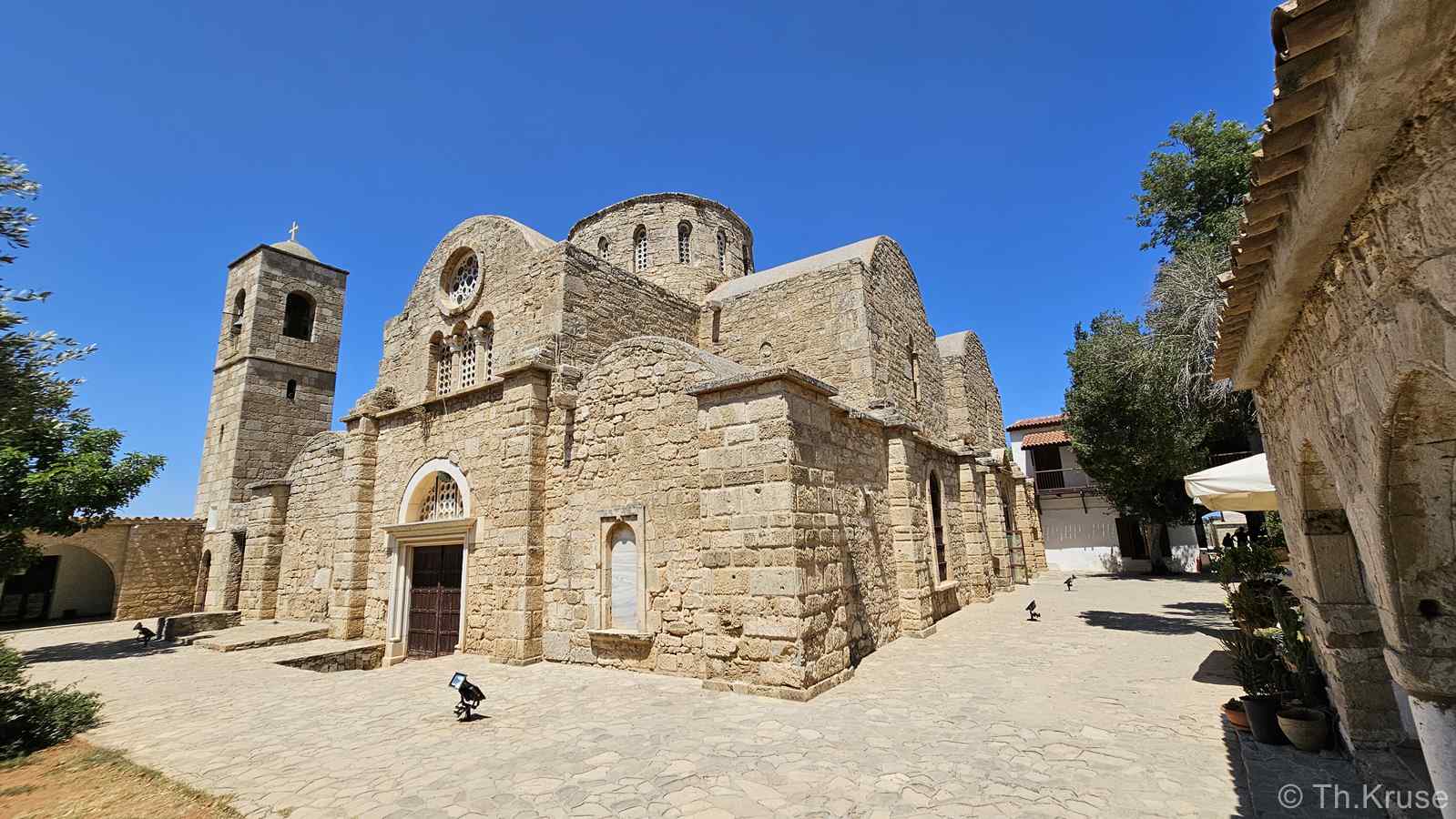 Εκκλησία Μονής Αποστόλου Βαρνάβα