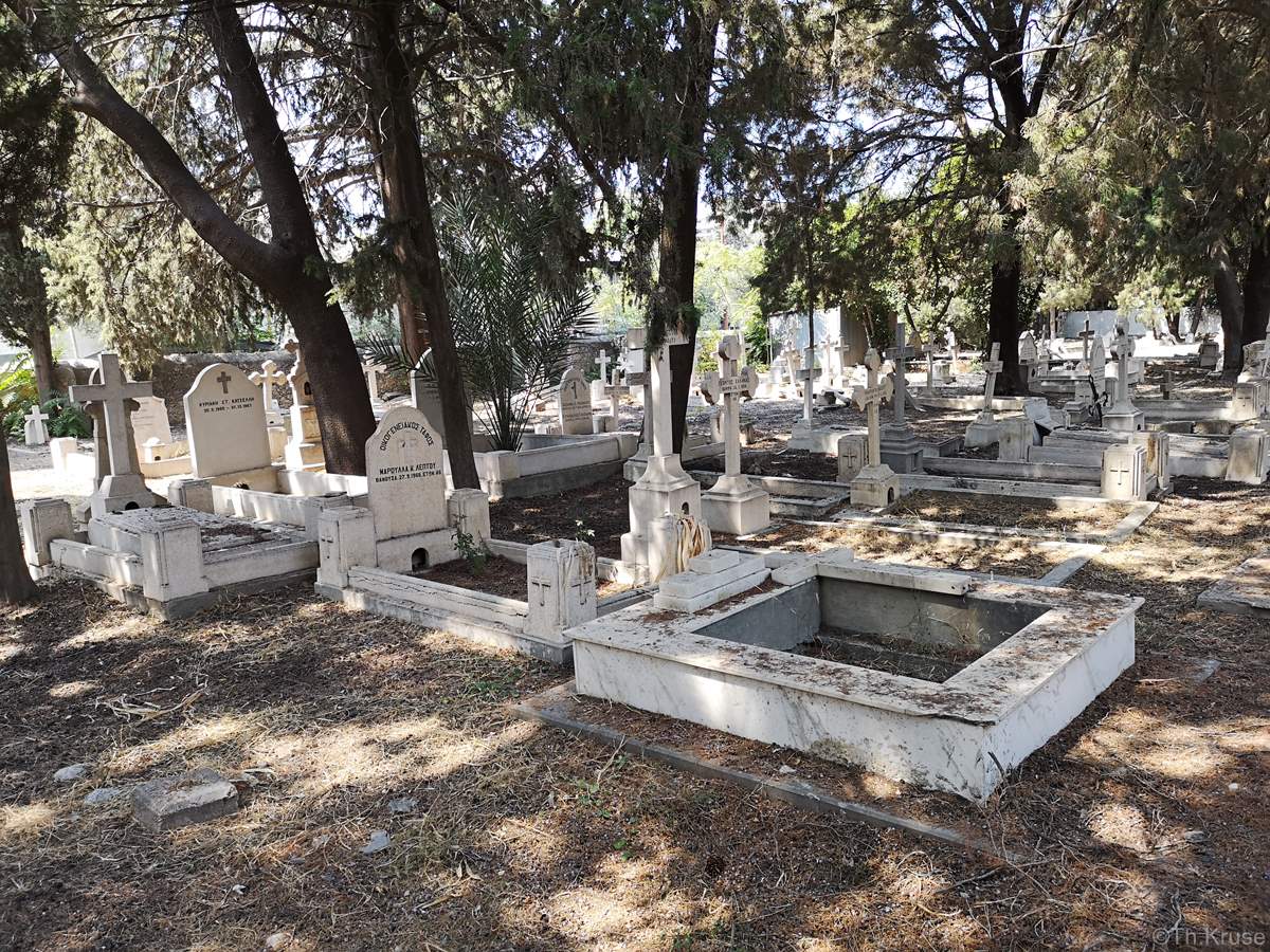 Ελληνορθόδοξο Κοιμητήριο Κερύνειας