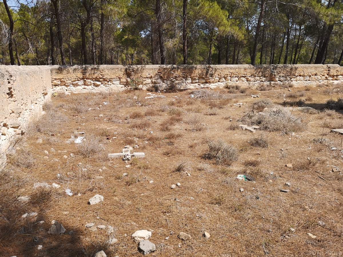 Ελληνορθόδοξο Κοιμητήριο Μύρτου